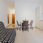 Tropea Court 6b By Homely Lejlighed Sliema