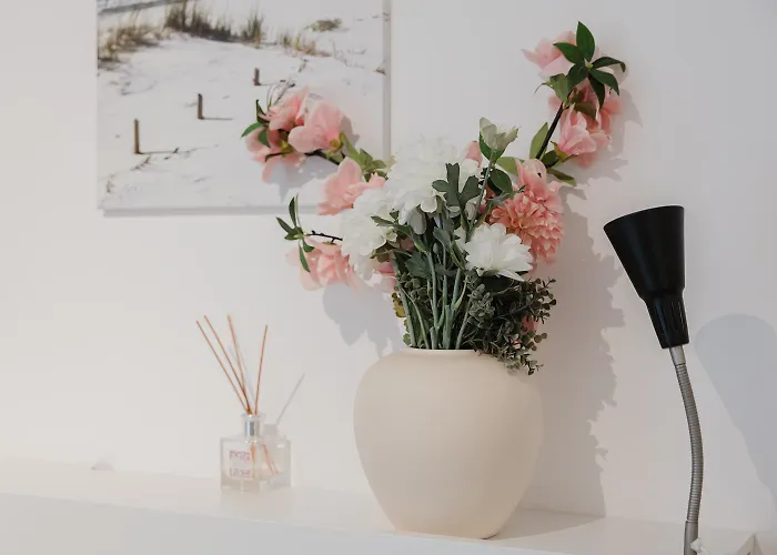 Tropea Court 6b By Homely شقة