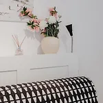 Διαμέρισμα Tropea Court 6b By Homely *